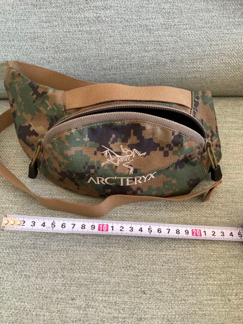 カナダ製ARC'TERYX LEAF Funny Pack