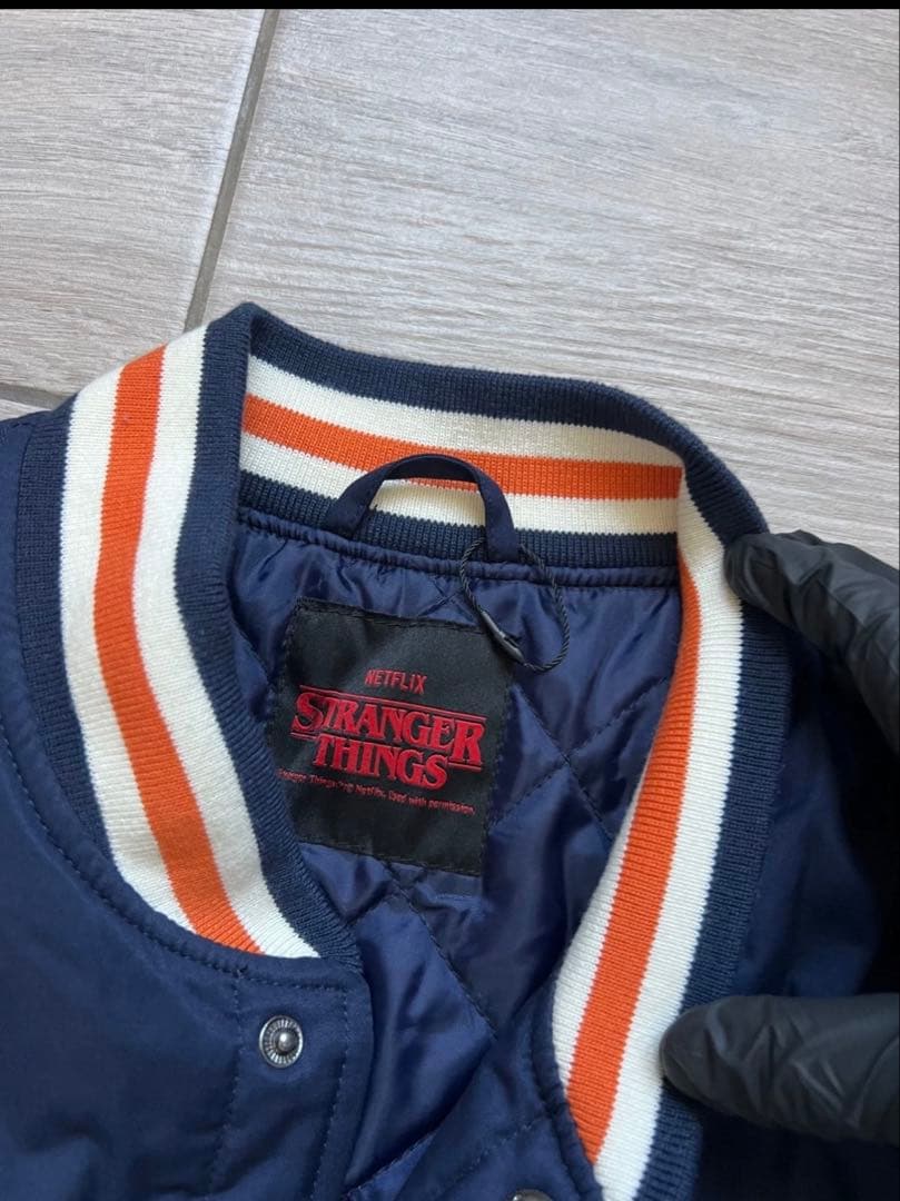 ストレンジャーシングス　ジャケット　Lサイズ　スタジャン