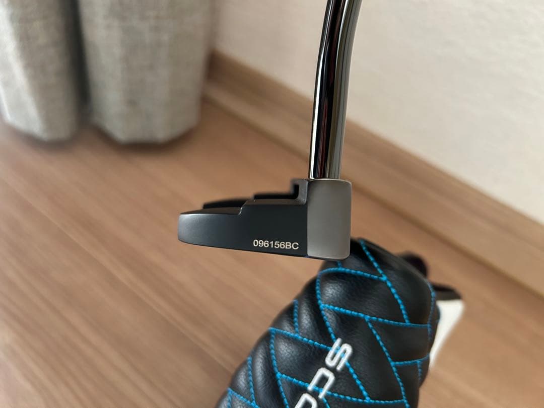 【美品】レフティ希少　2025モデル　PING DS72 パター　左用