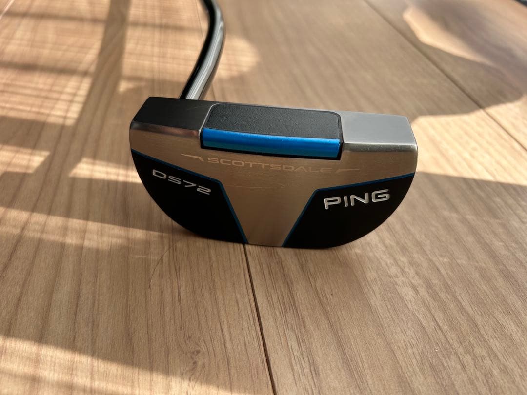 【美品】レフティ希少　2025モデル　PING DS72 パター　左用