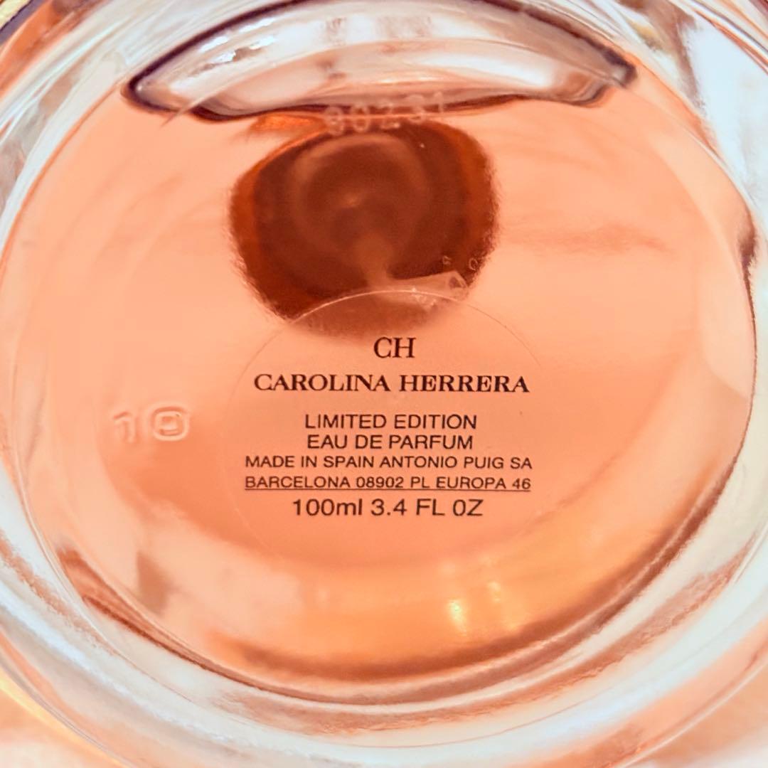 日本未発売 ドバイ限定品 100ml キャロライナヘレナ オーデパルファム