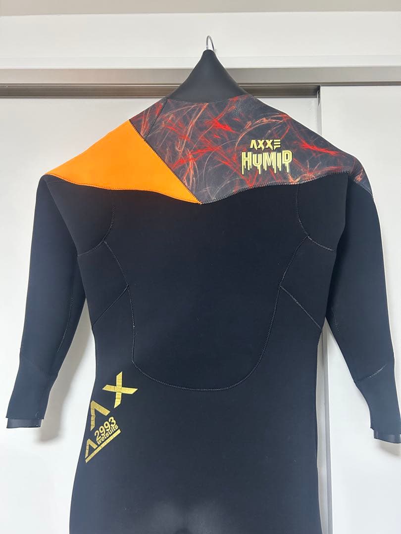 AXXE HUMMID 状態良好　ドライスーツ ブラック/オレンジ