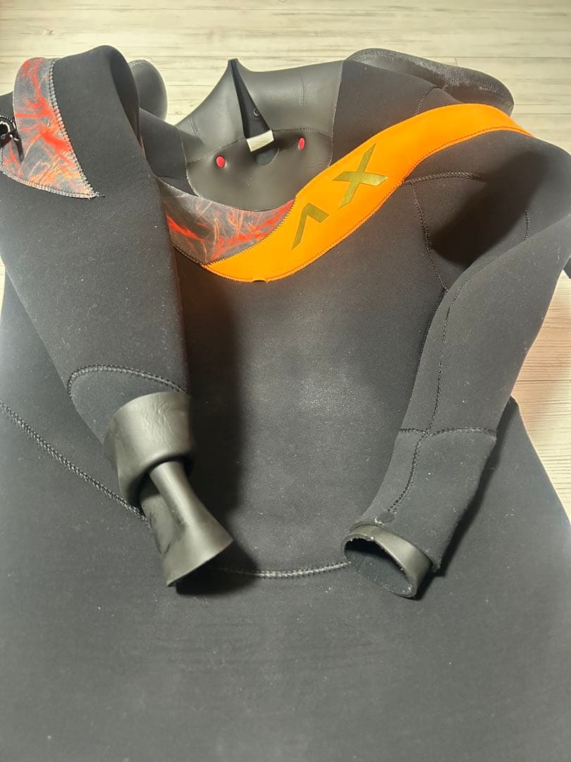 AXXE HUMMID 状態良好　ドライスーツ ブラック/オレンジ