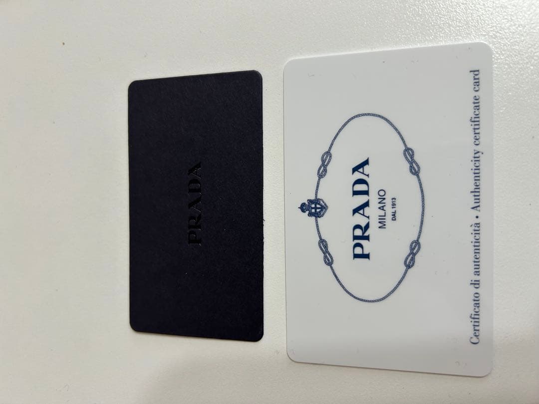 PRADA サフィアーノレザー 長財布 ピンク