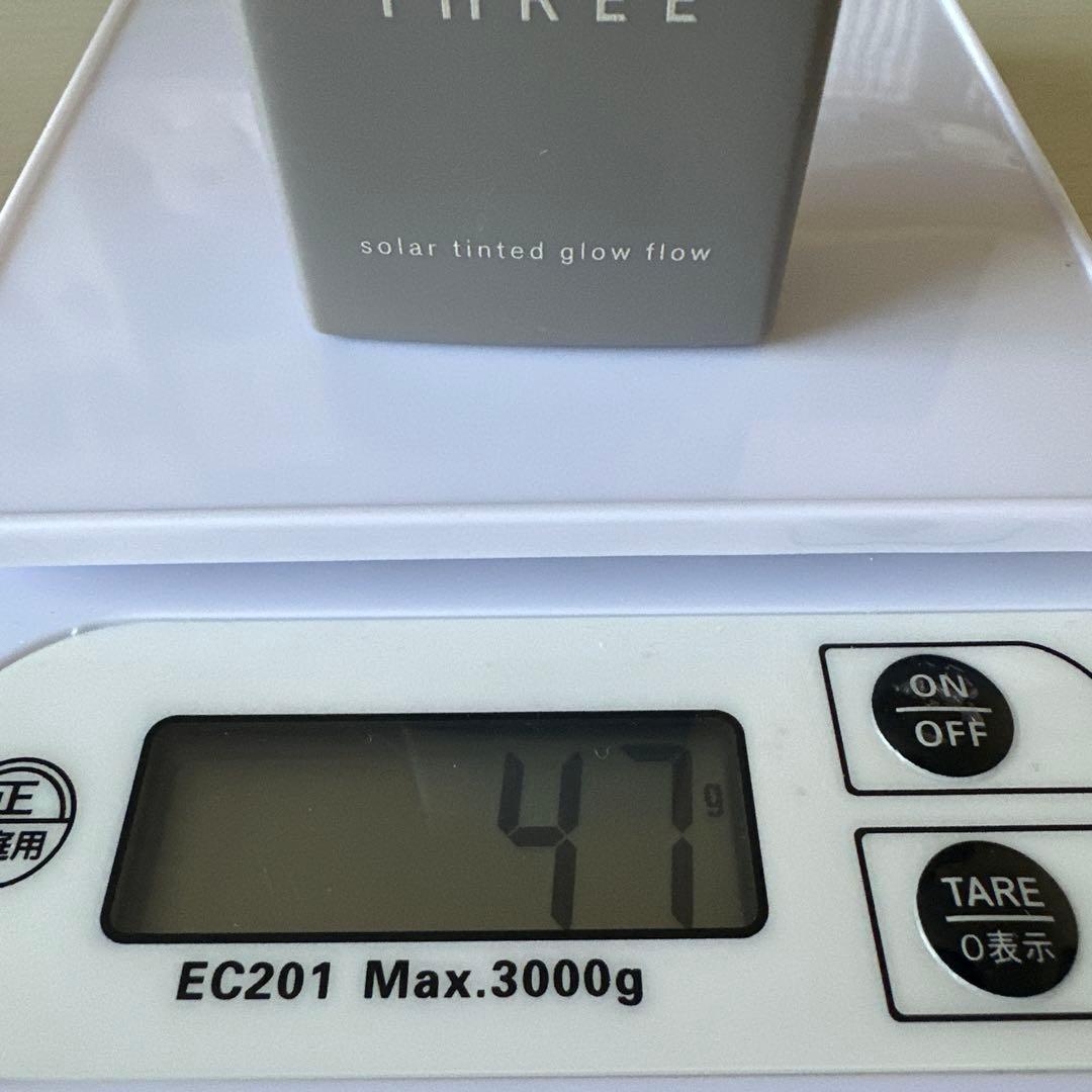 THREE ソーラーティンティドグローフロー5本セット