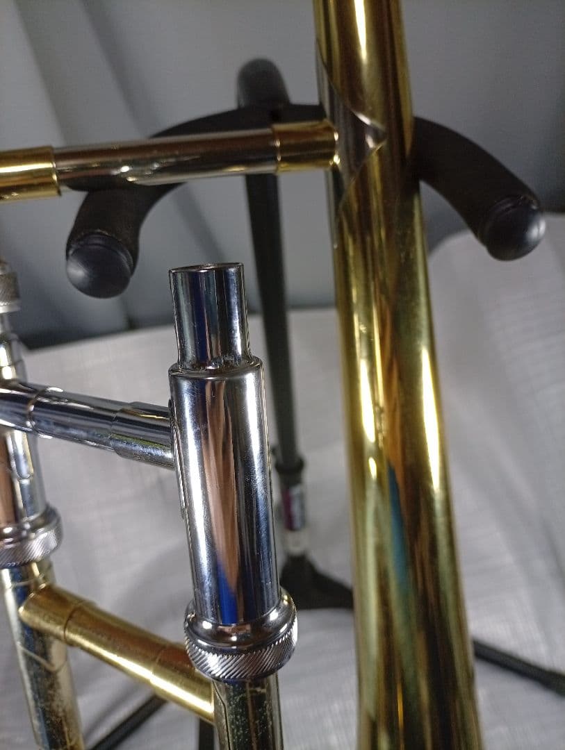 HUTTL トロンボーン 　LINE1000ケース付き