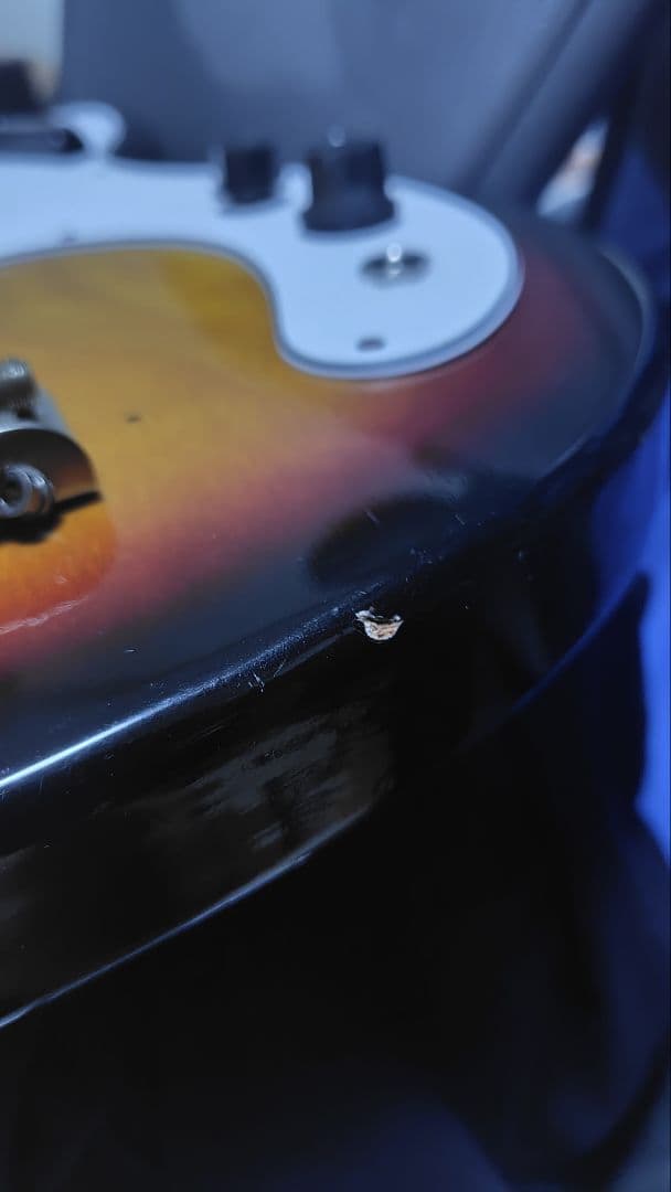 ジャンク】Bellwood エレキベース サンバースト - メルカリ