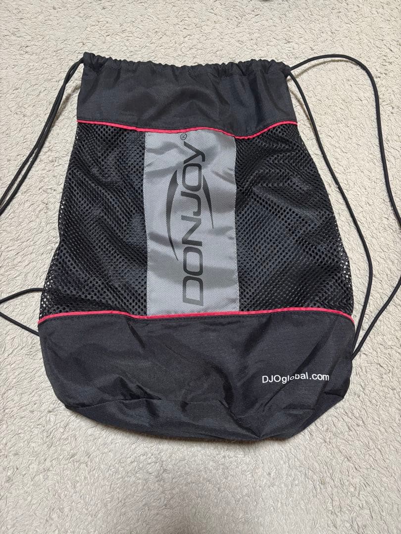 ドンジョイ　Donjoy 右足　M サイズ ブラック 調整可能　右足用