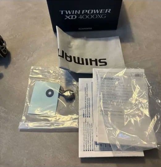SHIMANO ツインパワー XD TWIN POWER XD 4000XG