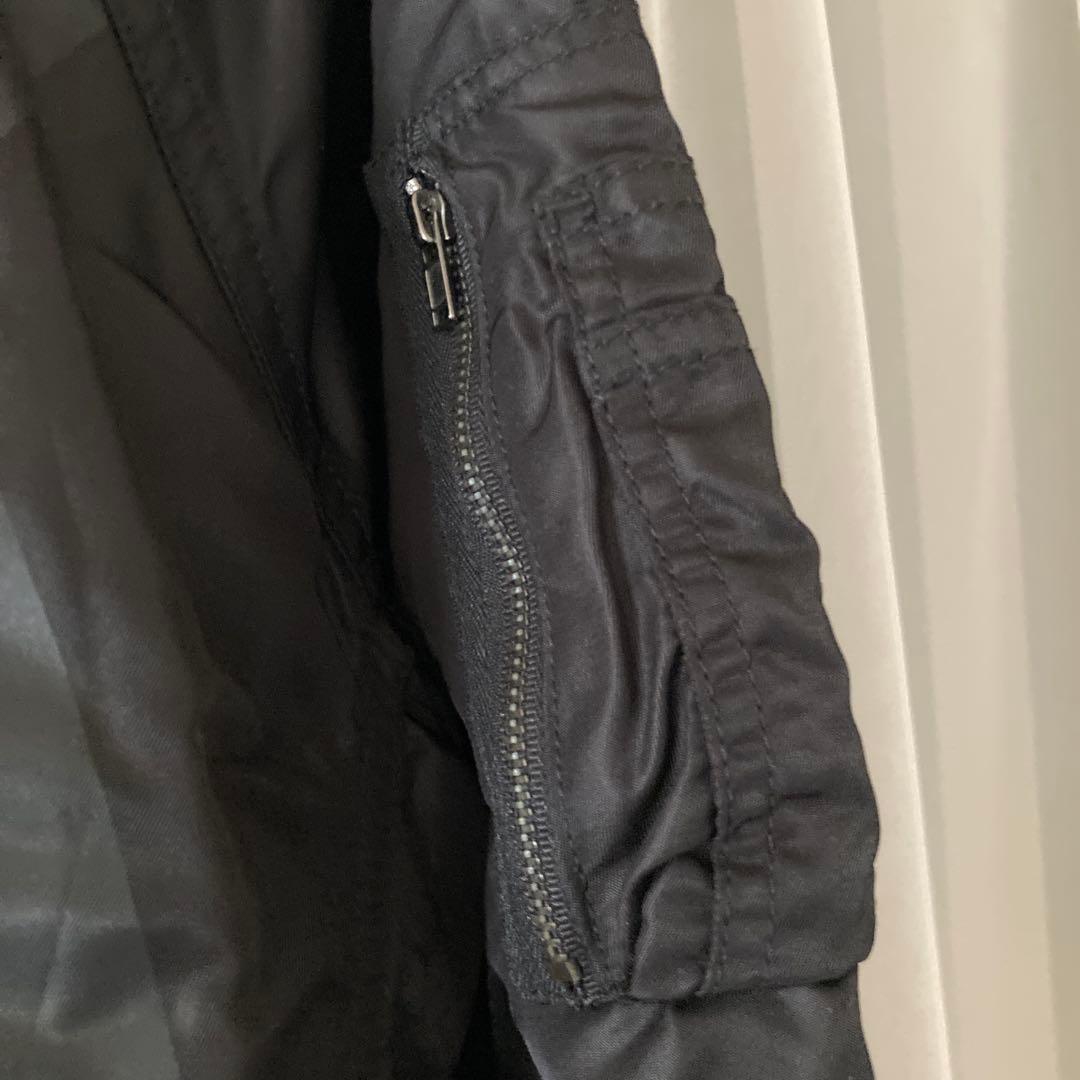 MA-1フライトジャケット 赤い星刺繍