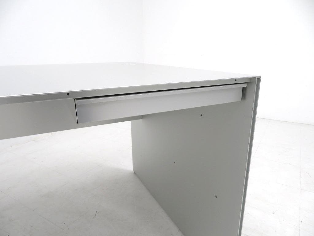 展示品　カッシーナixc エアーフレーム　エグゼクティブデスク　書斎机　モダン