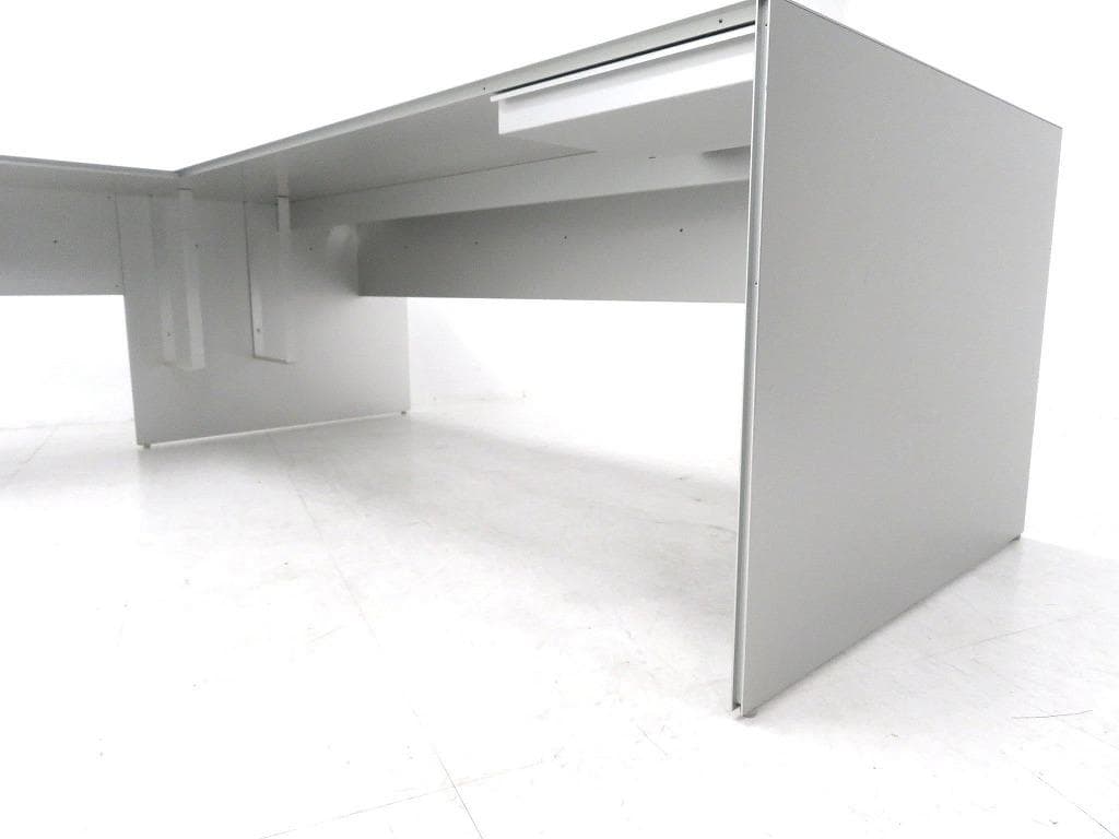 展示品　カッシーナixc エアーフレーム　エグゼクティブデスク　書斎机　モダン