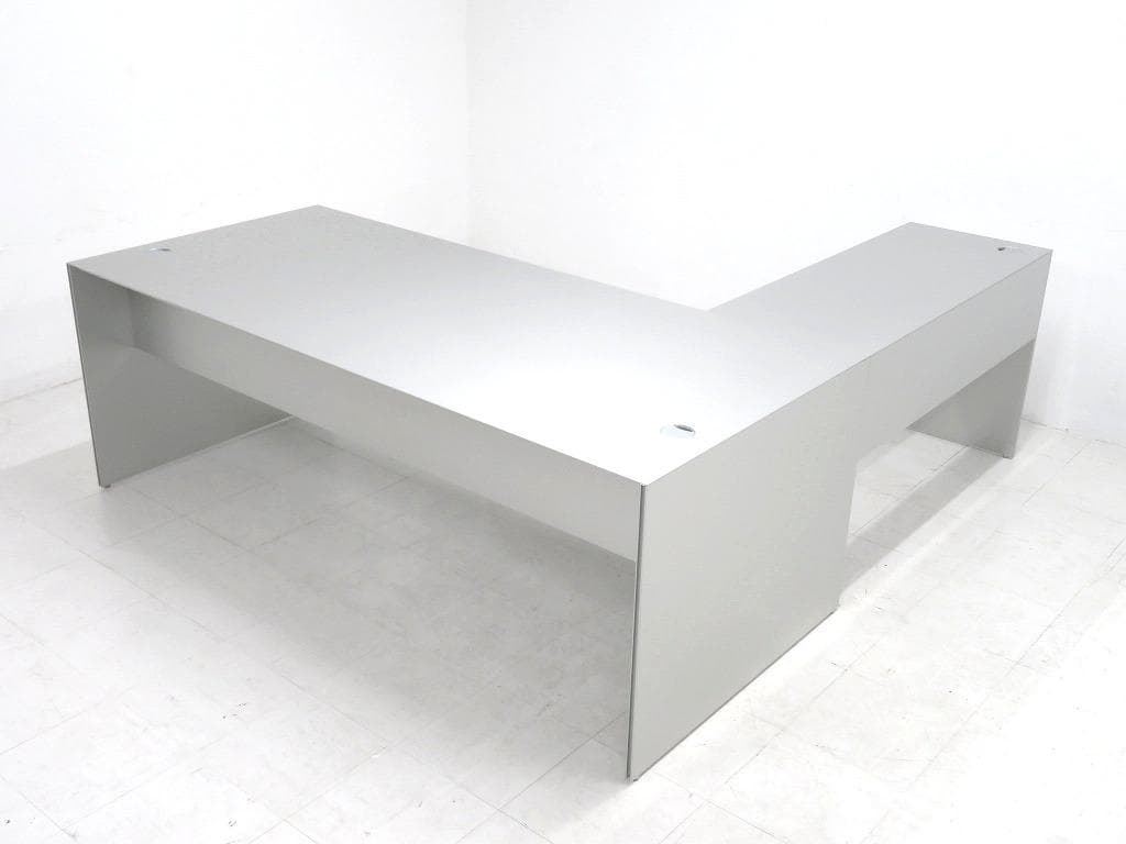 展示品　カッシーナixc エアーフレーム　エグゼクティブデスク　書斎机　モダン