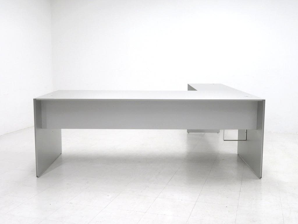 展示品　カッシーナixc エアーフレーム　エグゼクティブデスク　書斎机　モダン