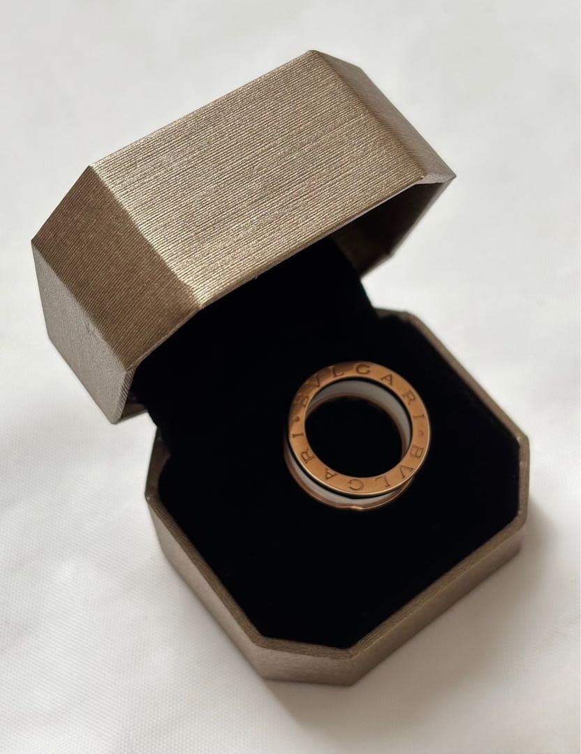 並行 輸入 BVRGARI ブルガリ 指輪 11号 ビーゼロワン リング 海外品