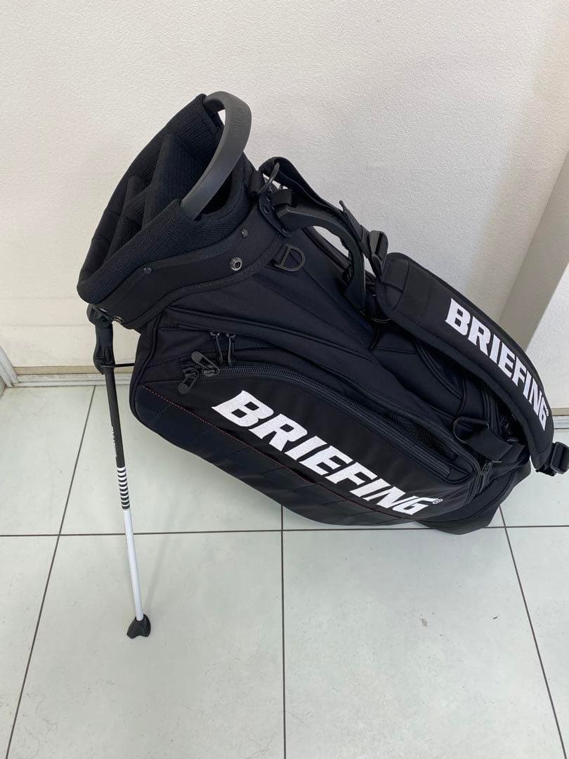 【美品】BRIEFING キャディバッグ　CR-10 ヘッドカバー 付き