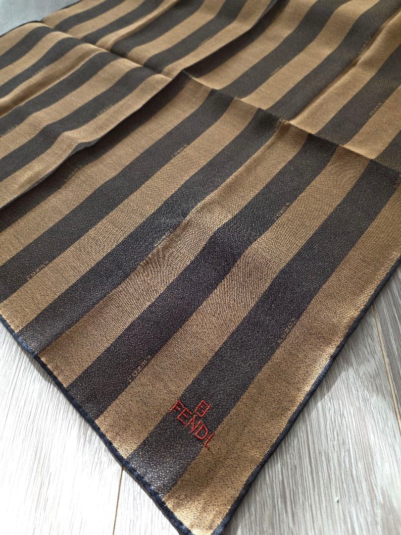 FENDI ハンカチスカーフ2枚希少ズッカ.格子ベッカシルク混ロゴレッド刺繍新品