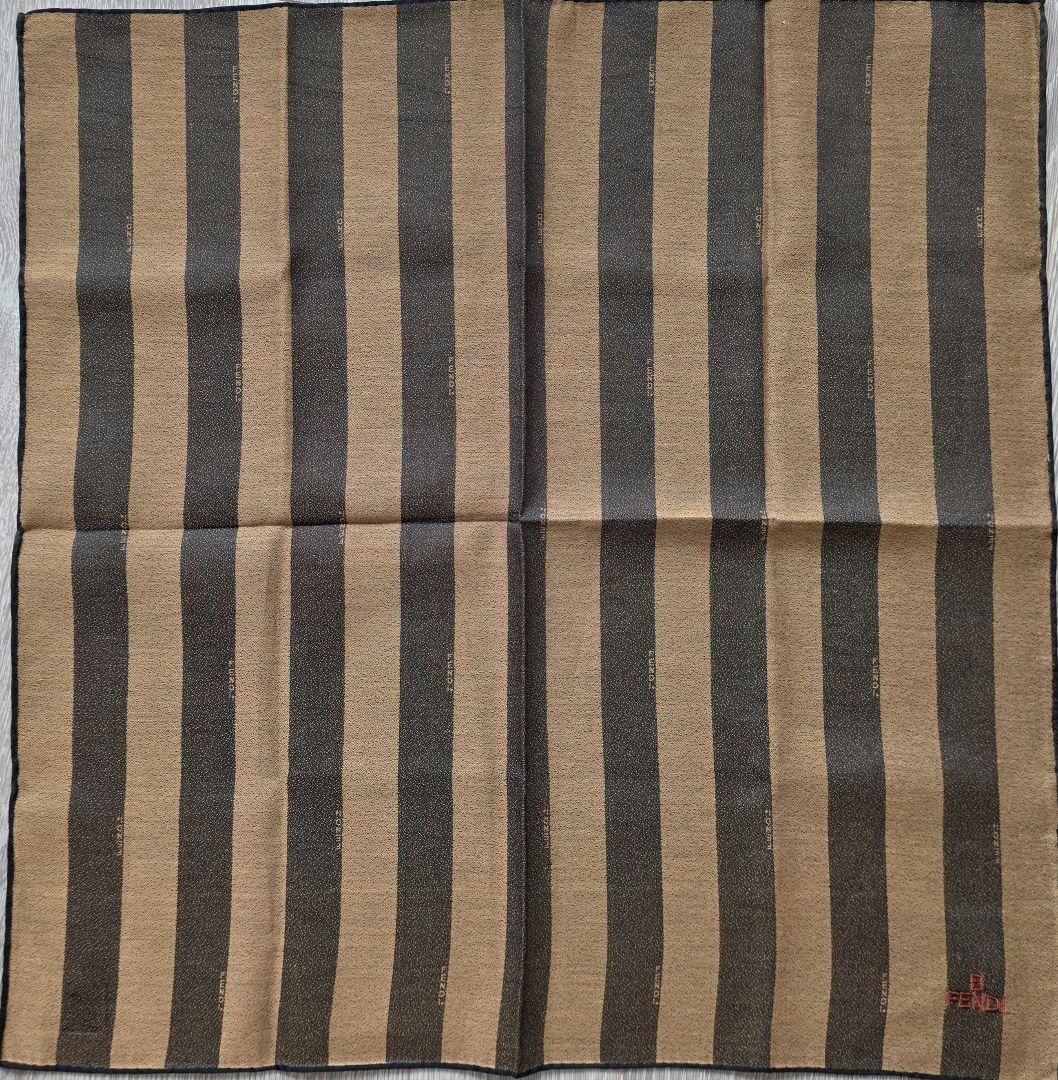 FENDI ハンカチスカーフ2枚希少ズッカ.格子ベッカシルク混ロゴレッド刺繍新品