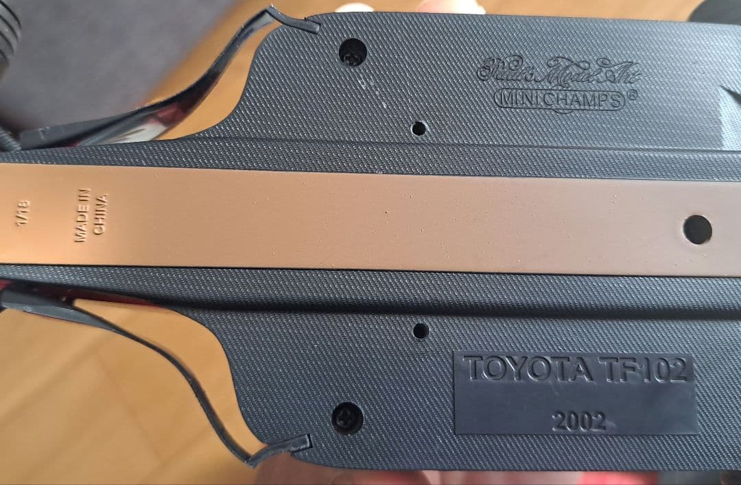 トヨタF1 2002 ミニカー 　 1/18 ミニチャンプ