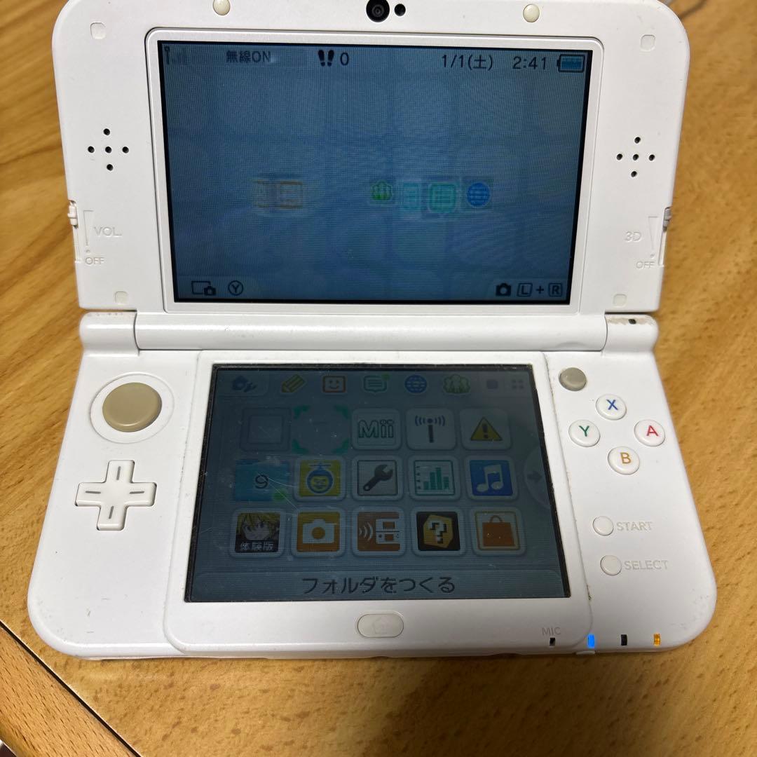 任天堂 Newニンテンドー3DS LL パールホワイト 3dsll 本体