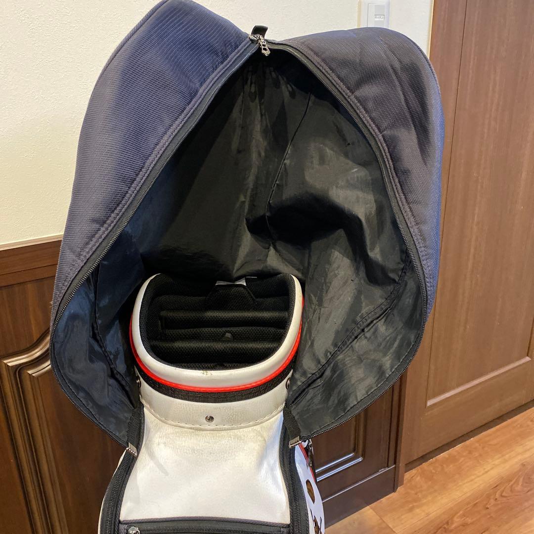 TaylorMade キャディバッグ ホワイト/レッド　新品ボール3個付