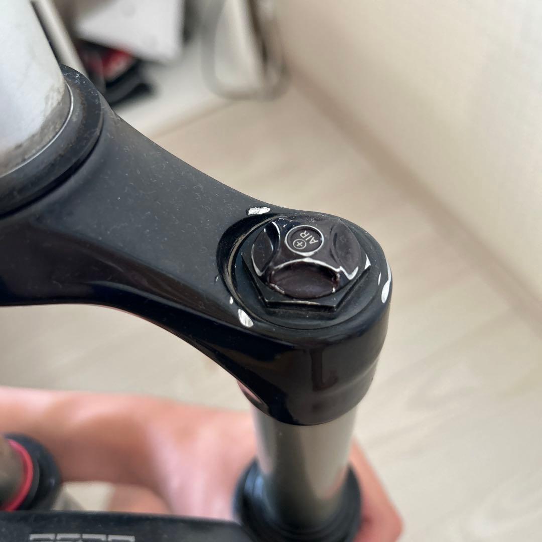 サスペンションフォーク 黒/銀