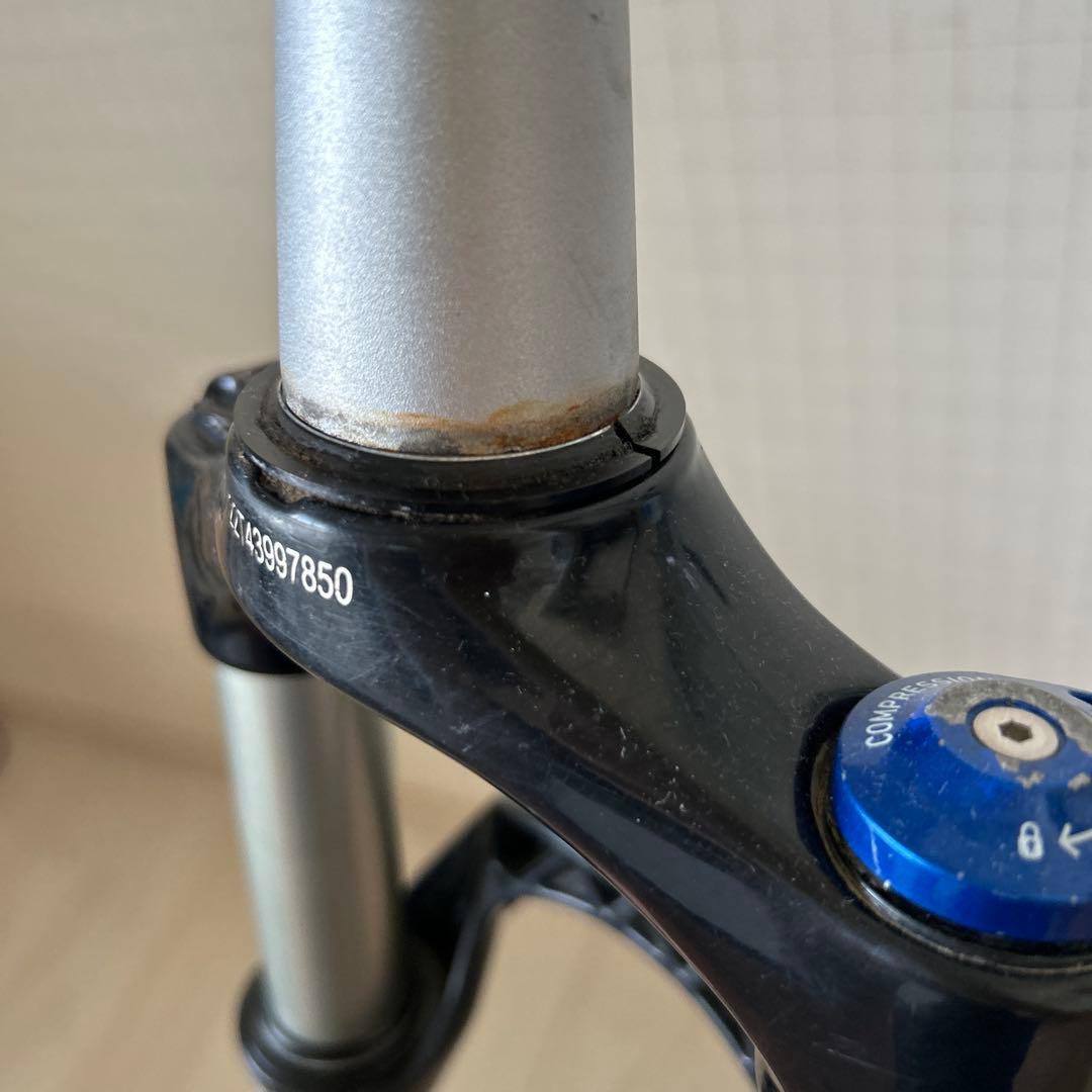 サスペンションフォーク 黒/銀