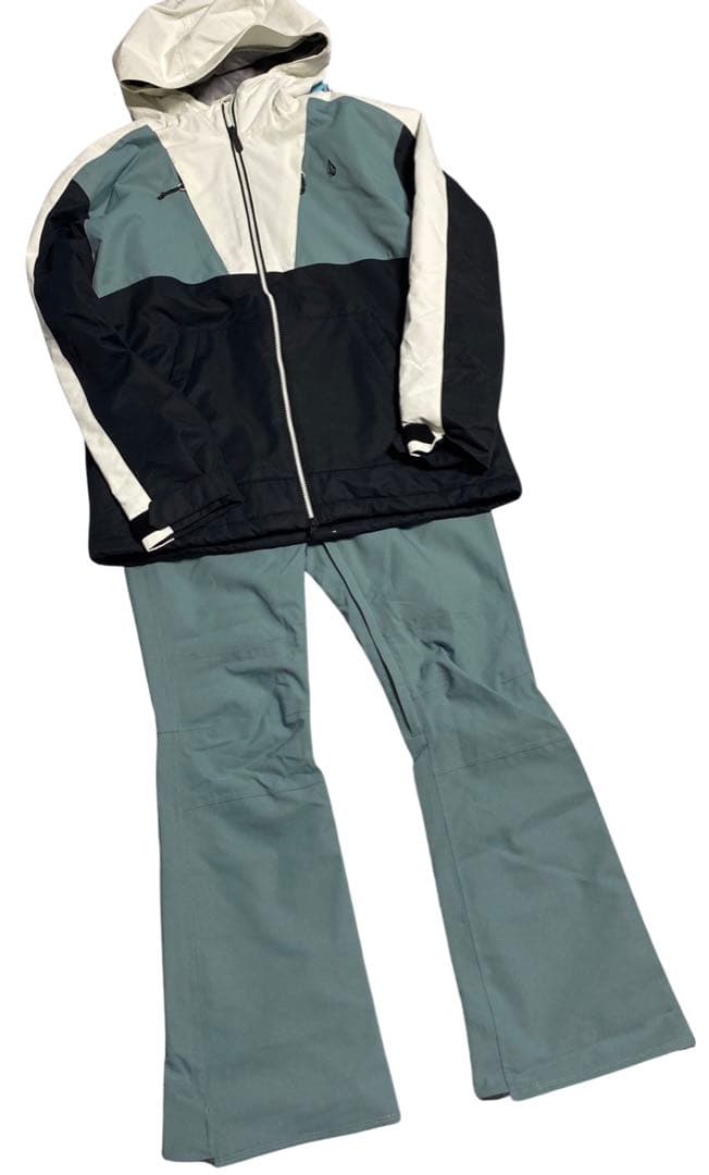 ボルコムvolcom スキースノボウェアセット　セットアップ　オーバーオール