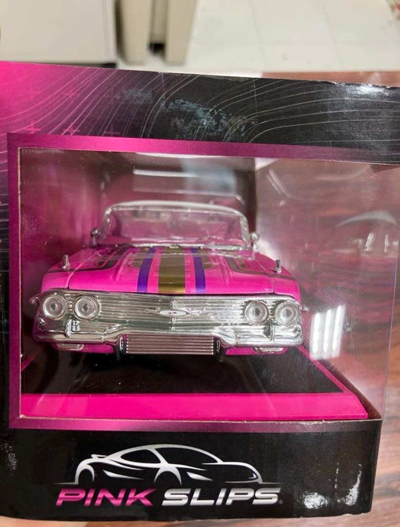 ジャダトイズ ピンクスリップ 1960 シボレー インパラ ローライダー