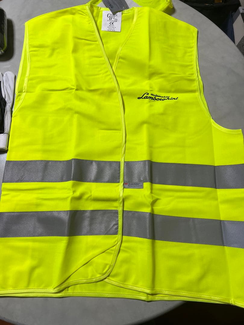 ランボルギーニ　ムルシエラゴ　付属品