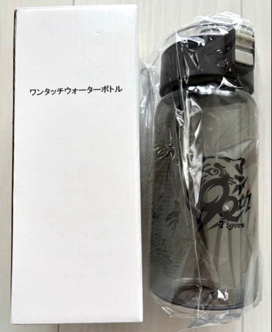 阪神タイガース　優勝記念色紙　優勝記念　 選手寄書きサインTシャツ（Lサイズ）