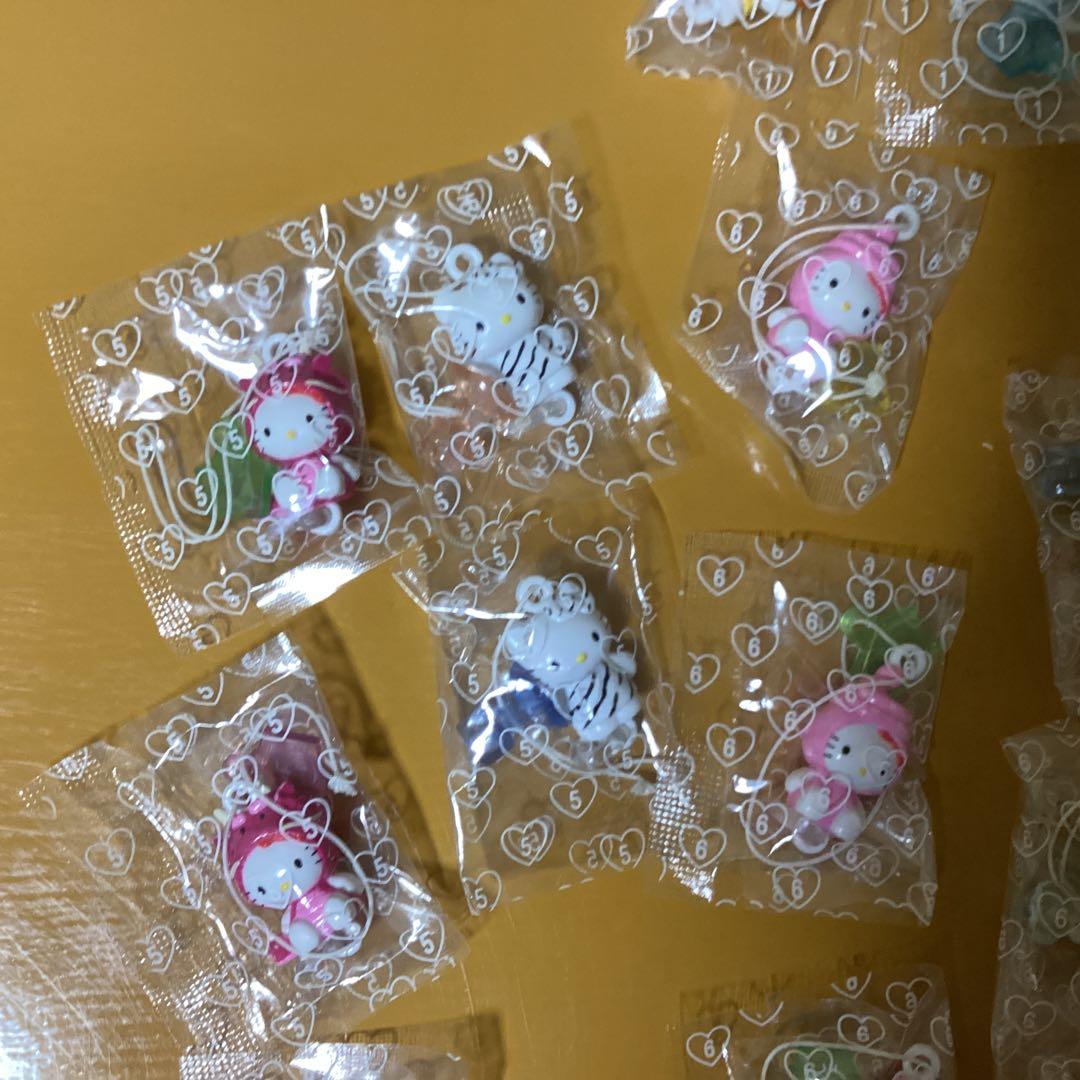 2910ハローキティ✖️動物 &十二支 ストラップ