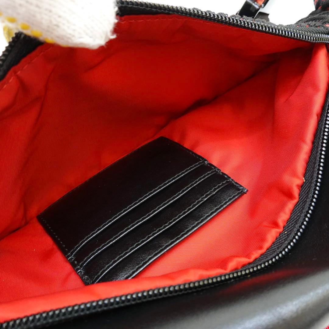 クリスチャンルブタン　ボディバッグ　ウエストポーチ　スタッズ　スパイク　ブラック