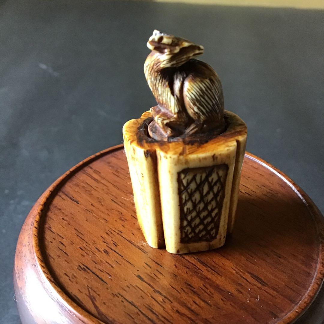 根付け　「狐」　江戸時代保証　ホンシュウ鹿角