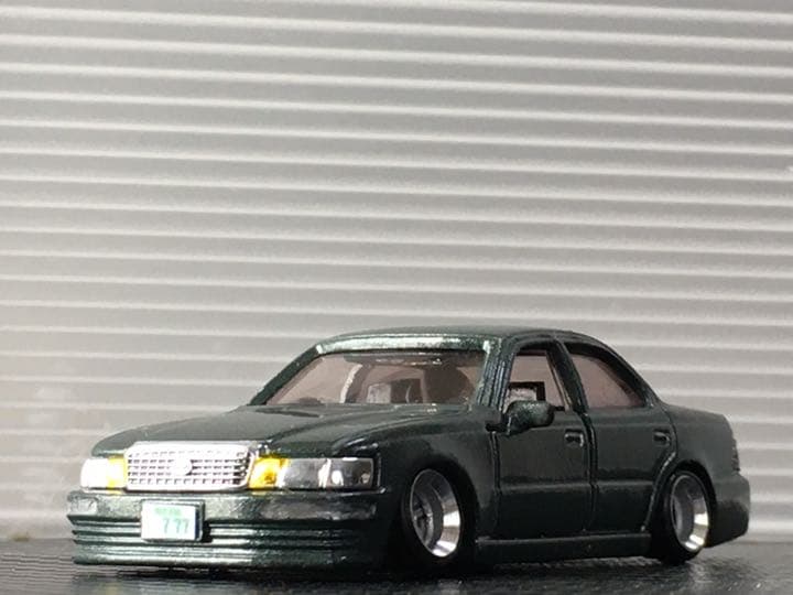 ミニカー 1/64 トミカ セルシオ 改造 - メルカリ