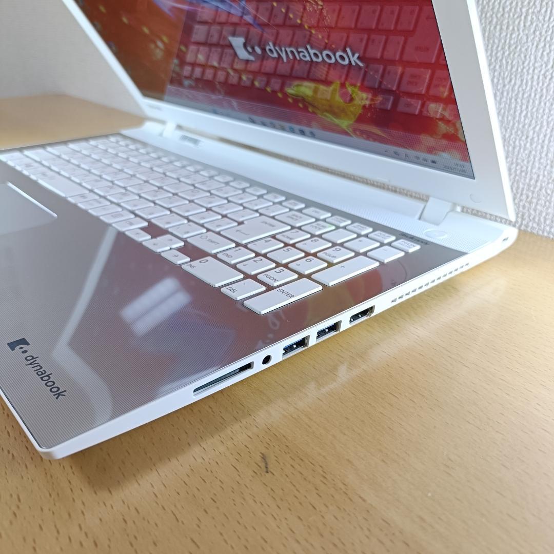 ノートPC Core i7 Windows11 SSD メモリ16GB 東芝 金