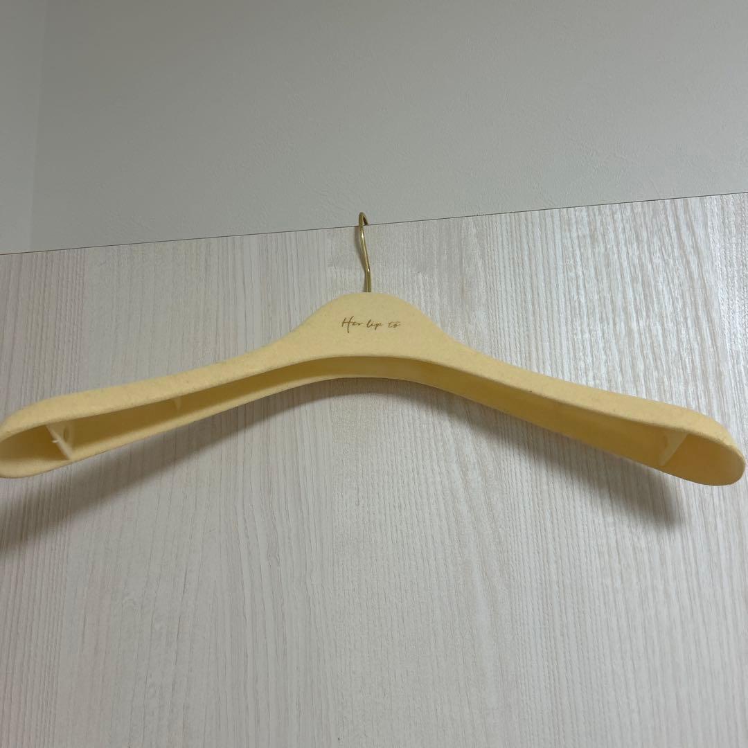 herlipto 大人気ファーコートMハンガー付き⭐︎