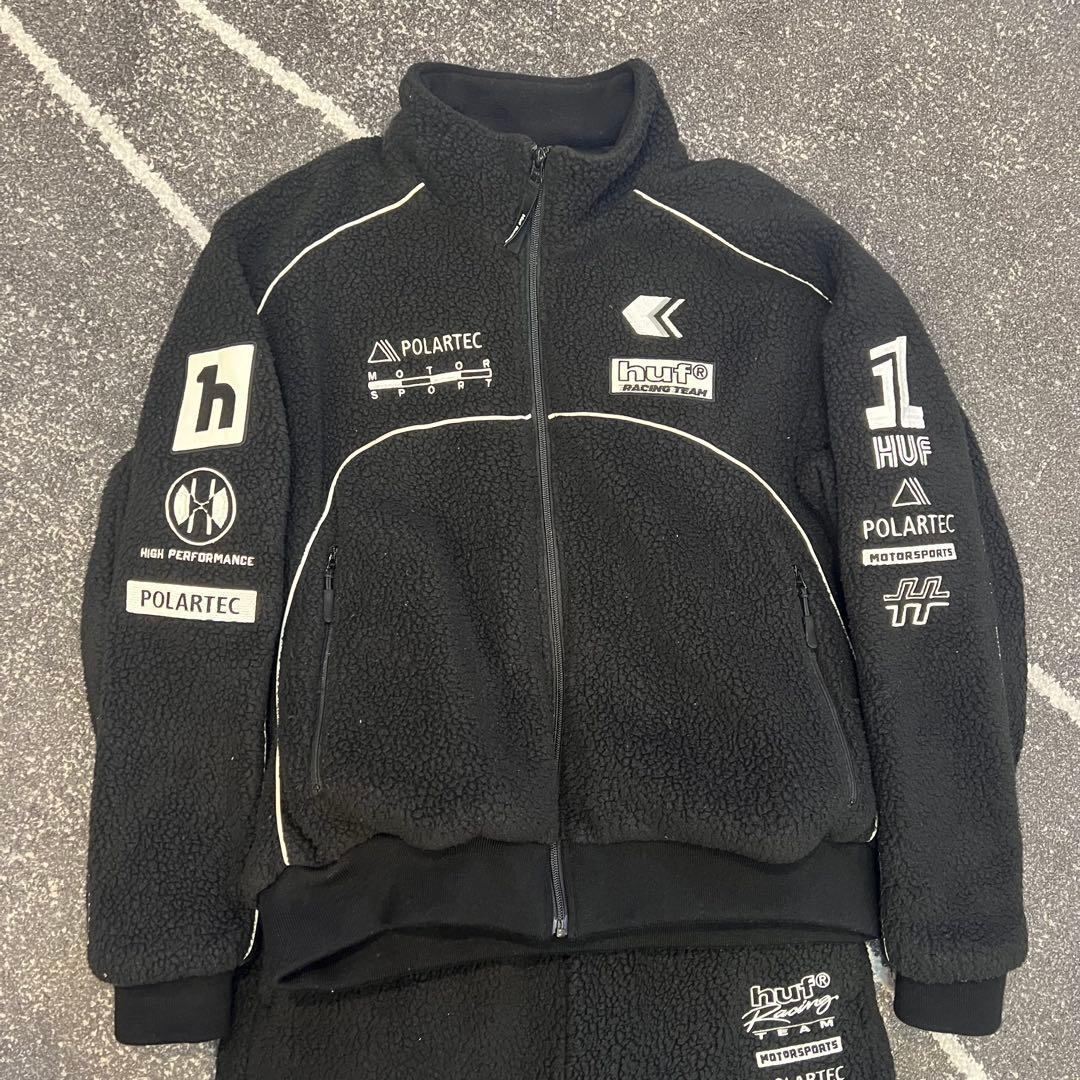 美品】HUF ポーラテック レーシング フリース セットアップ - メルカリ
