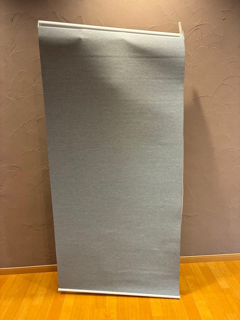 【ニトリ】ロールスクリーン グレー