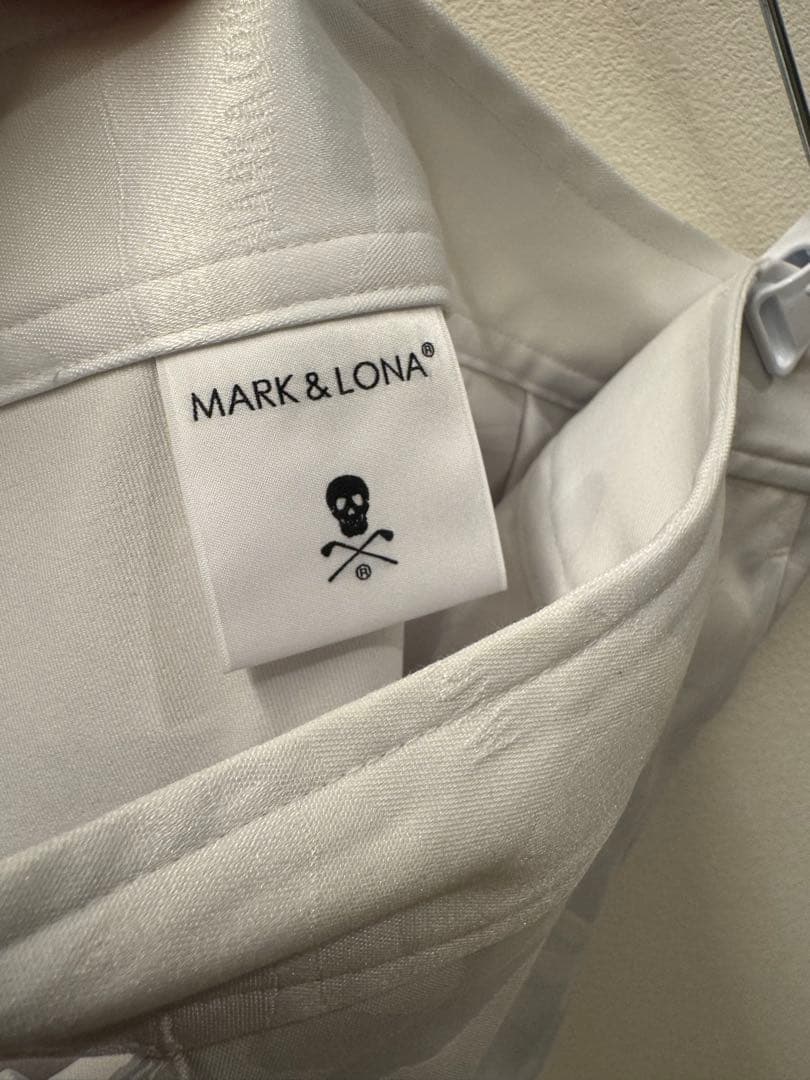極美品　MARK&LONA スカート　マークアンドロナ　S ゴルフウェアー