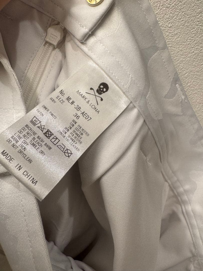 極美品　MARK&LONA スカート　マークアンドロナ　S ゴルフウェアー