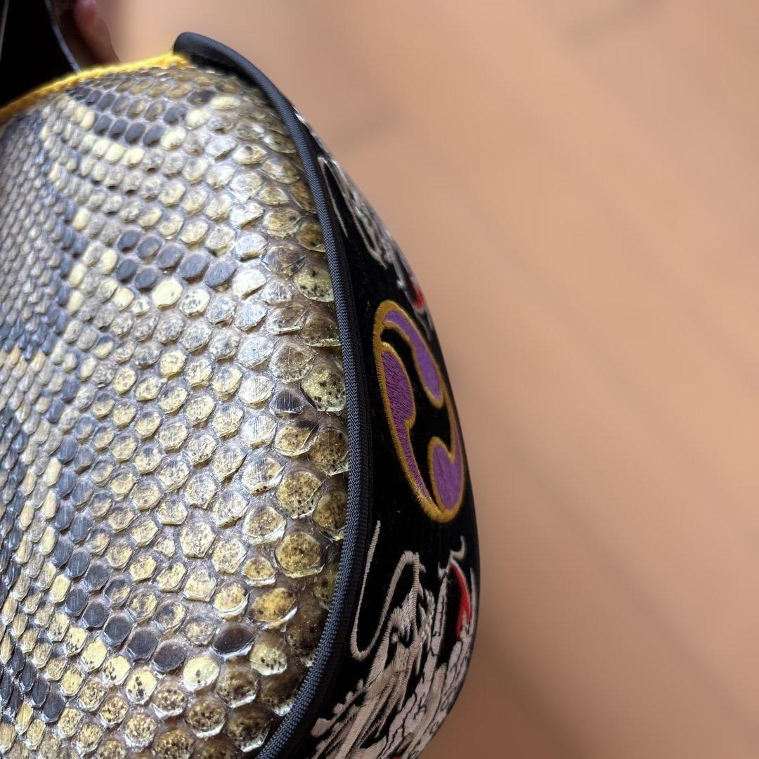 お*く様 三線　本蛇皮　付属品、ハードケースセット