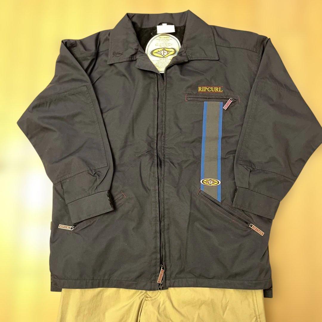 リップカール　スノーボードジャケットNFE XS ブラック　ベージュパンツ　L