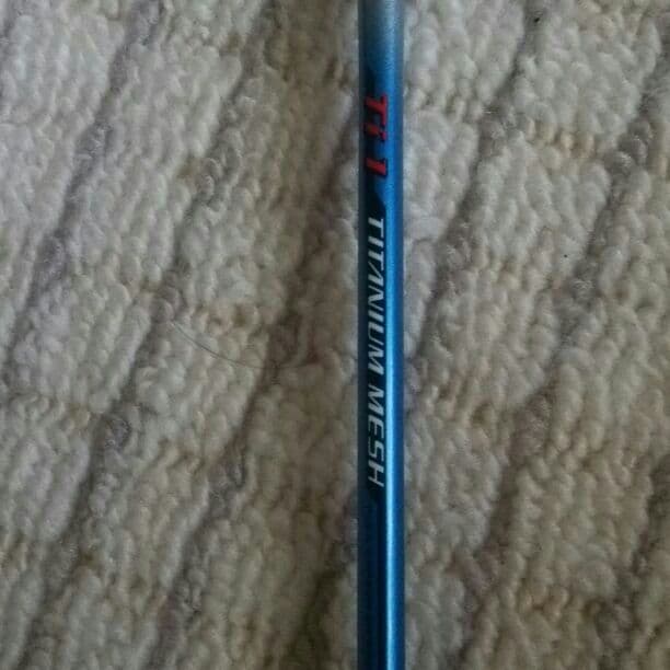 バドミントンラケット チタン1