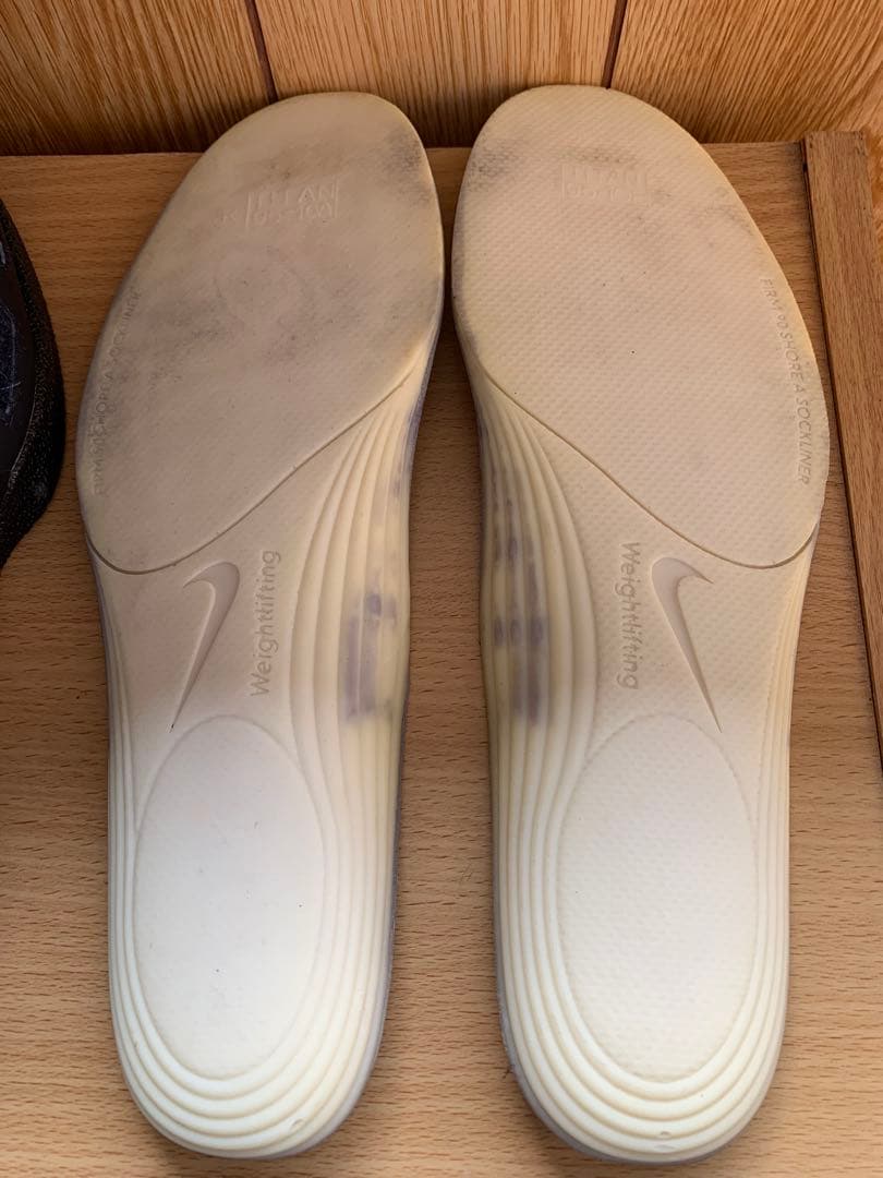 Nike ナイキ　ロマレオス2