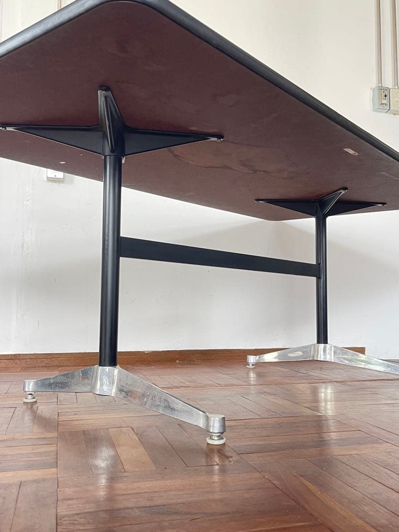 ハーマンミラー ヴィンテージ イームズ コントラクト ミーティング テーブル 1