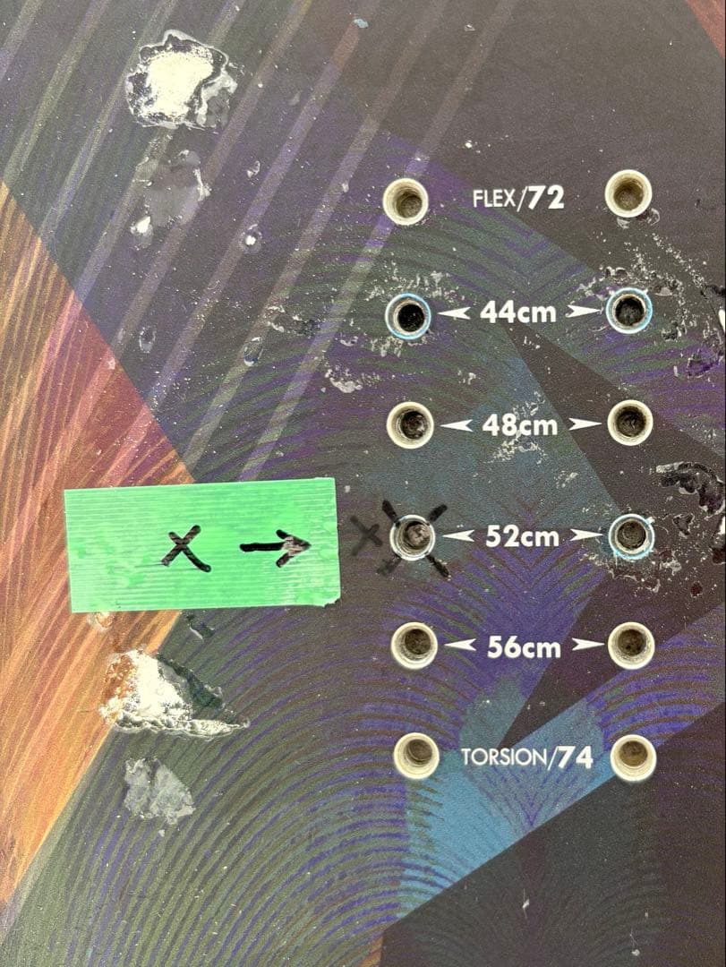 ①スノーボードセット　ヨネックス【スリーク142cm】＋バートン【レクサＭ】