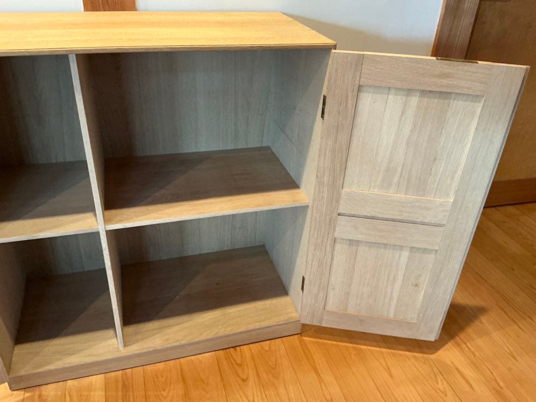 モーエンス・コッホ　キャビネット