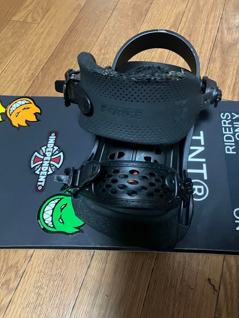 FNTC TNT 143cm バインディングセット　ユニオン　フォース