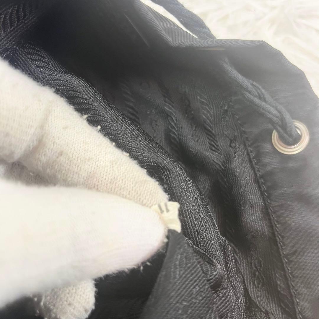 PRADA プラダ ポーチ マルチケース 小物入れ 巾着型